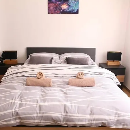 Modern Apt In Dubec, Ideal For Couple Sesvete Exterior photo